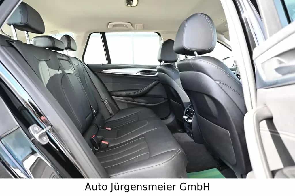 BMW 5 Series 520d Touring/LED/Virtual/Leder/Kamera/Totwinkel 07/2022-photo-13