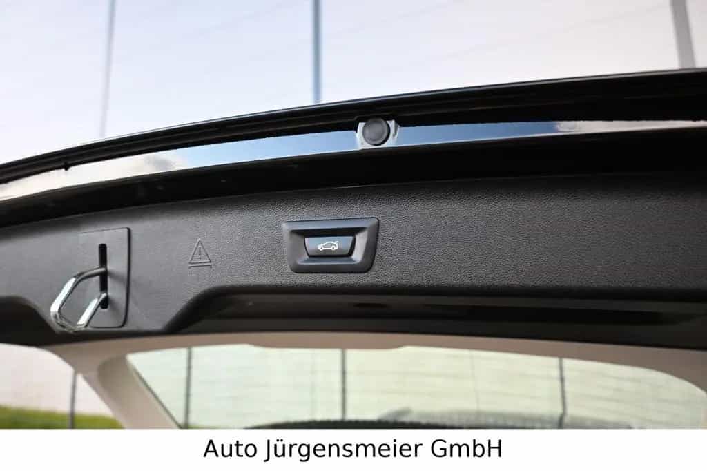 BMW 5 Series 520d Touring/LED/Virtual/Leder/Kamera/Totwinkel 07/2022-photo-17