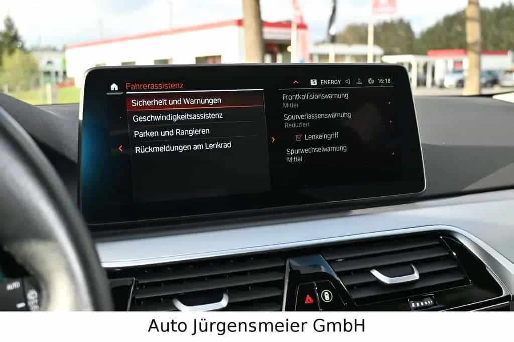 BMW 5 Series 520d Touring/LED/Virtual/Leder/Kamera/Totwinkel 07/2022-photo-29