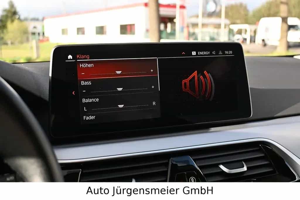 BMW 5 Series 520d Touring/LED/Virtual/Leder/Kamera/Totwinkel 07/2022-photo-31