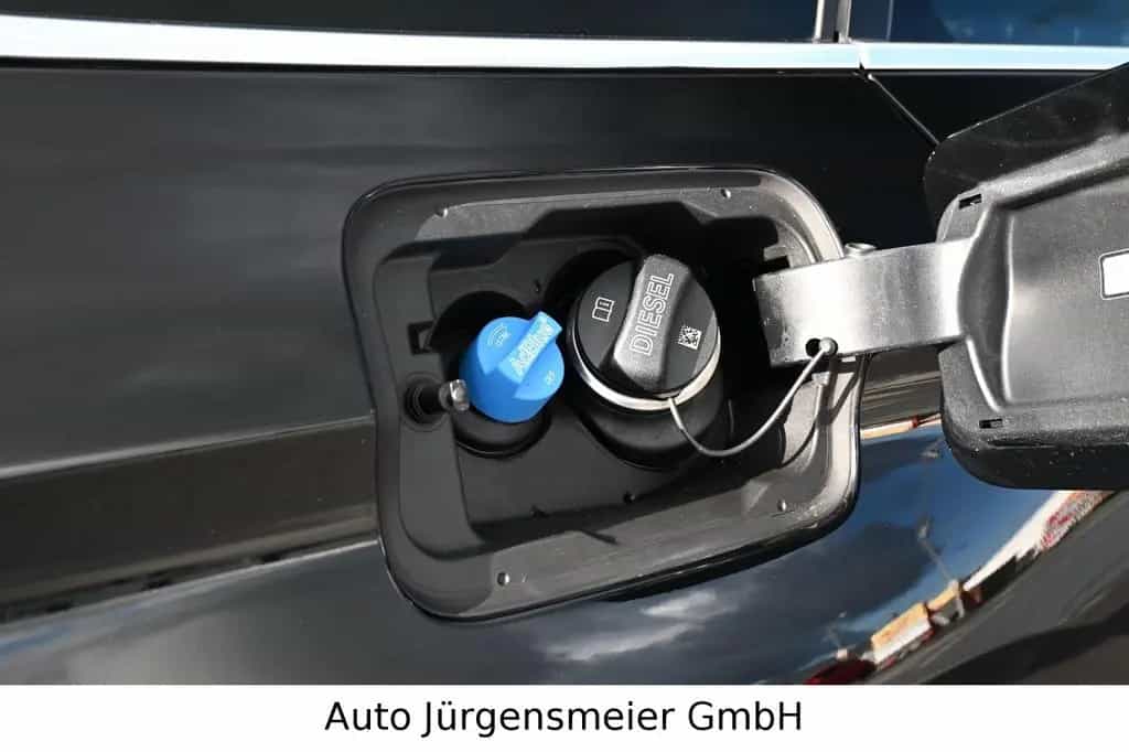 BMW 5 Series 520d Touring/LED/Virtual/Leder/Kamera/Totwinkel 07/2022-photo-44