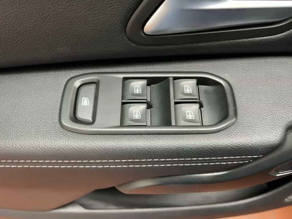 Dacia Duster PRESTIGE 4WD TCe 150 360° KAMERA 12/2022-photo-19