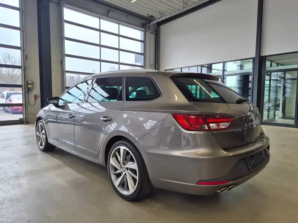 Seat Leon ST 1.8 TSI FR ALCANTARA LED NAV SITZHZ PANO 10/2016-photo-6