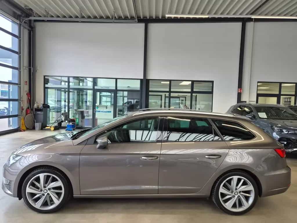 Seat Leon ST 1.8 TSI FR ALCANTARA LED NAV SITZHZ PANO 10/2016-photo-7
