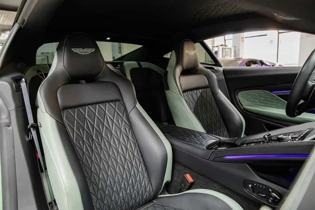 Aston Martin DB12 - VAT - Q Paint - Bowers - 360° 03/2024-photo-14