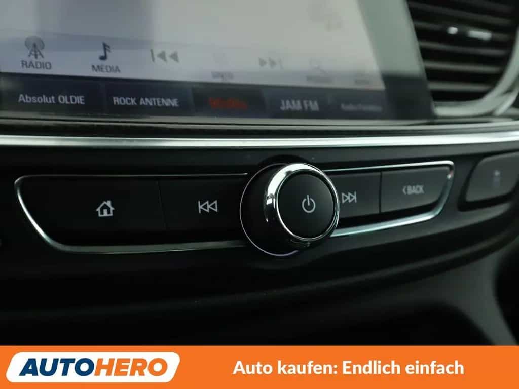 Opel Insignia Sports Tourer 1.5 SIDI Turbo Dynamic 03/2018-photo-22
