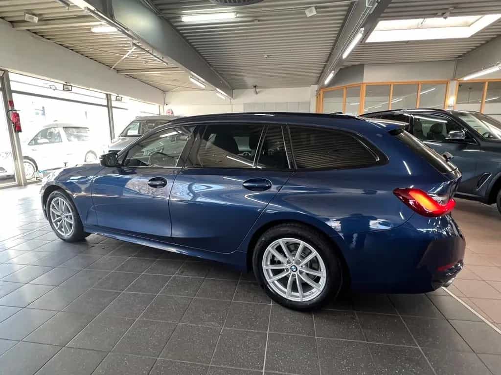 BMW 320 d xDrive Touring Driving Assistant+Facelift 09/2022-photo-7