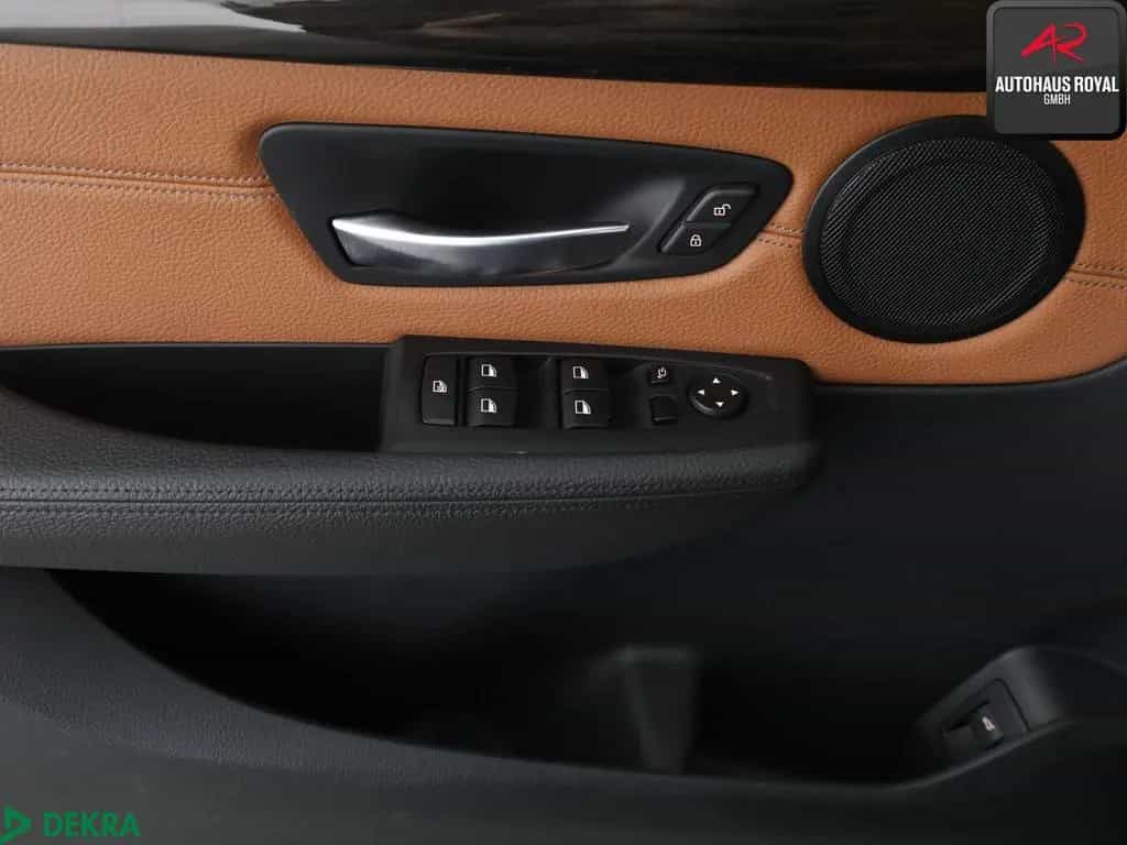 BMW 220 Active Tourer d M SPORT PANORAMA,HUD,KEYLESS 04/2018-photo-21