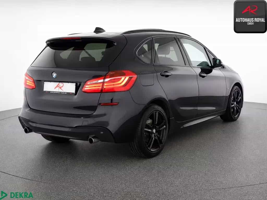 BMW 220 Active Tourer d M SPORT PANORAMA,HUD,KEYLESS 04/2018-photo-4