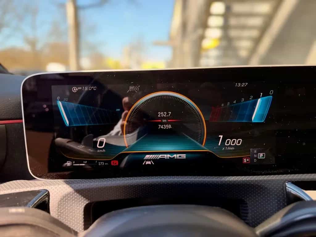 Mercedes-Benz A-Class 35 AMG 4Matic/AMGLINE/MULTIBEAM/DISTR+/BURM 04/2019-photo-11