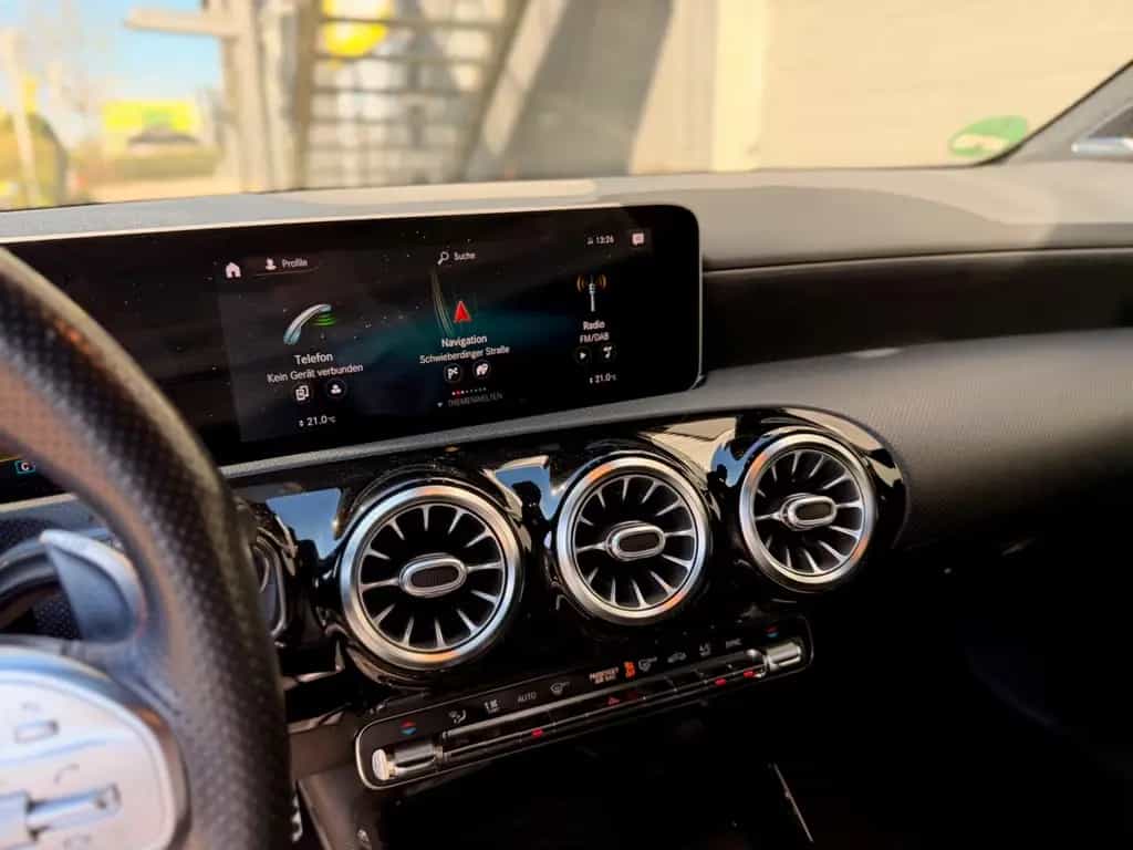 Mercedes-Benz A-Class 35 AMG 4Matic/AMGLINE/MULTIBEAM/DISTR+/BURM 04/2019-photo-12