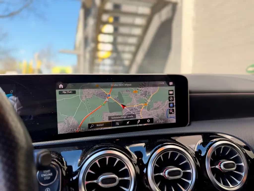 Mercedes-Benz A-Class 35 AMG 4Matic/AMGLINE/MULTIBEAM/DISTR+/BURM 04/2019-photo-20