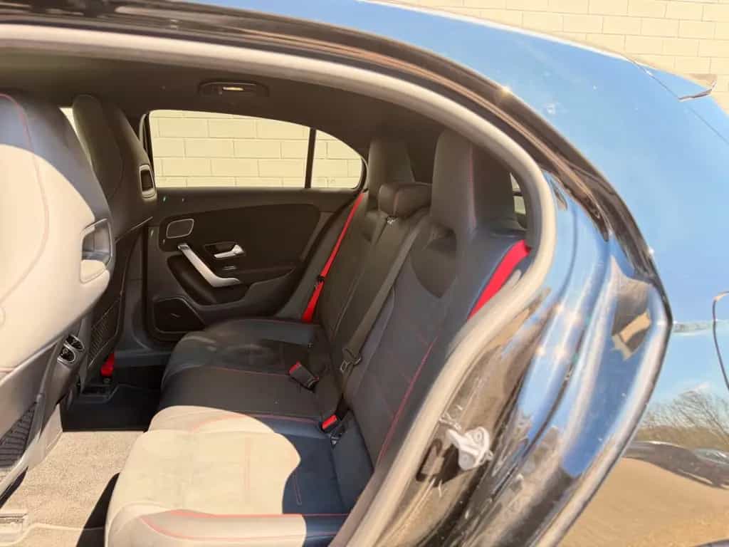 Mercedes-Benz A-Class 35 AMG 4Matic/AMGLINE/MULTIBEAM/DISTR+/BURM 04/2019-photo-22