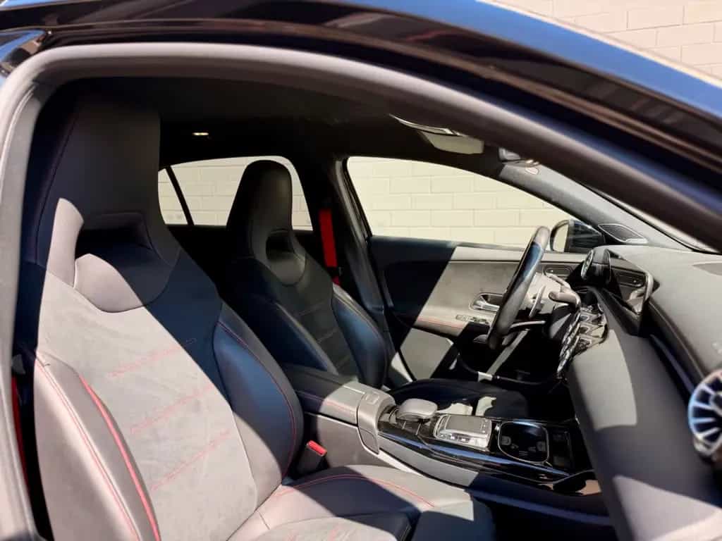 Mercedes-Benz A-Class 35 AMG 4Matic/AMGLINE/MULTIBEAM/DISTR+/BURM 04/2019-photo-25