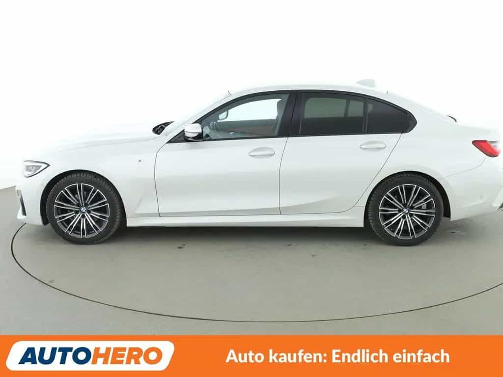 BMW 3 Series 320i xDrive M Sport Aut.*NAVI*LASER*CAM*TEMPO* 10/2019-photo-2