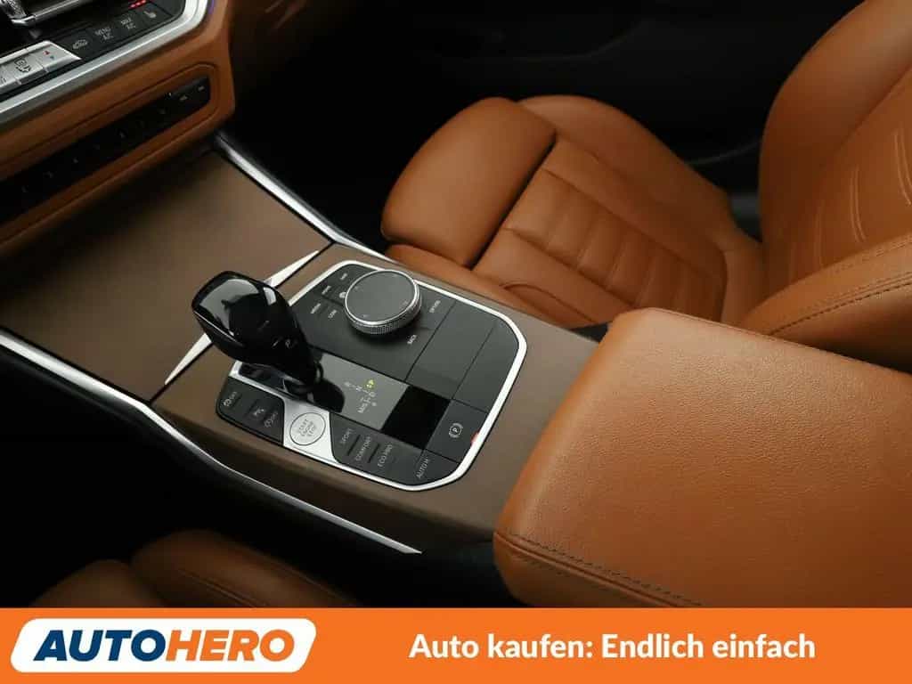 BMW 3 Series 320i xDrive M Sport Aut.*NAVI*LASER*CAM*TEMPO* 10/2019-photo-24