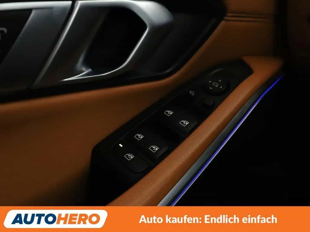 BMW 3 Series 320i xDrive M Sport Aut.*NAVI*LASER*CAM*TEMPO* 10/2019-photo-25