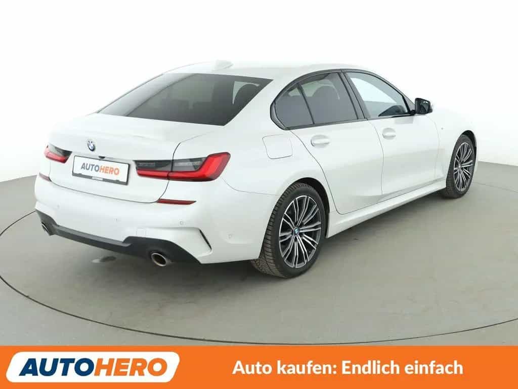 BMW 3 Series 320i xDrive M Sport Aut.*NAVI*LASER*CAM*TEMPO* 10/2019-photo-5