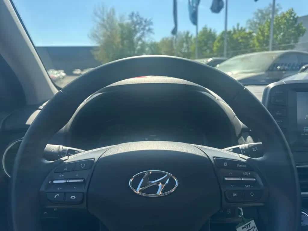 Hyundai Kona Pure 2WD 1.0 T-GDI Rückfahrkamera Bluetoot 11/2018-photo-11