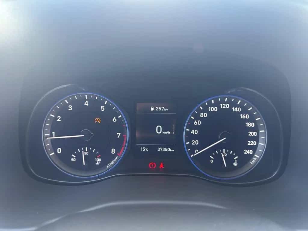 Hyundai Kona Pure 2WD 1.0 T-GDI Rückfahrkamera Bluetoot 11/2018-photo-12
