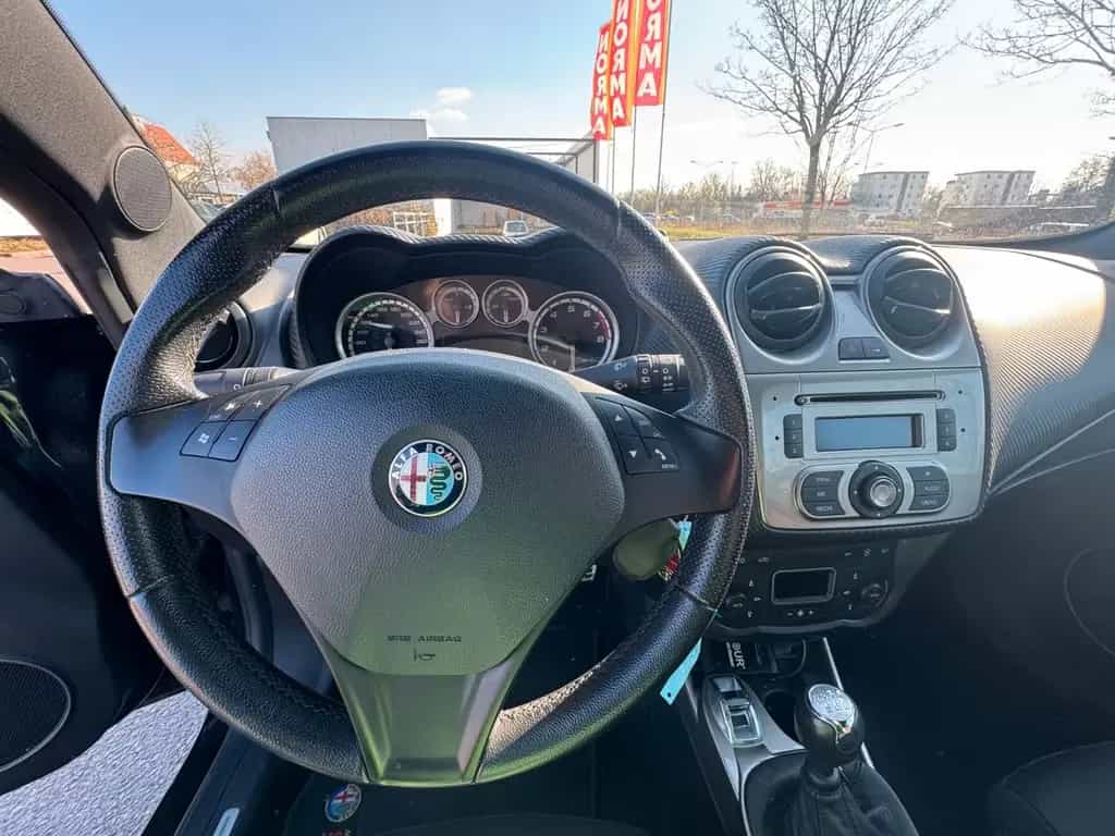 Alfa Romeo MiTo Quadrifoglio Verde 02/2010-photo-13