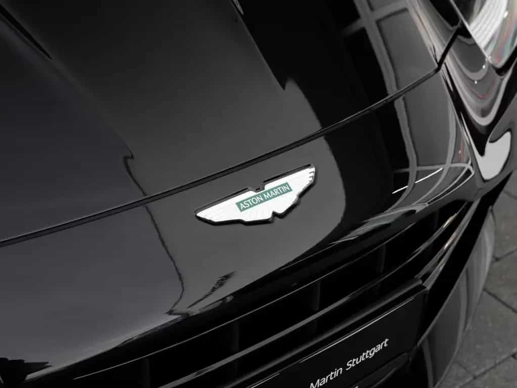 Aston Martin V8 Vantage null-photo-17