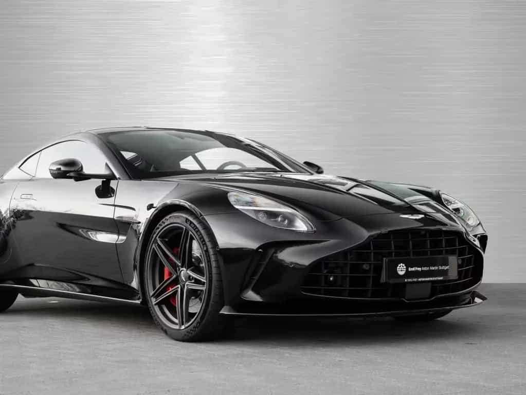 Aston Martin V8 Vantage null-photo-19