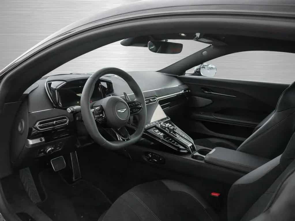 Aston Martin V8 Vantage null-photo-2