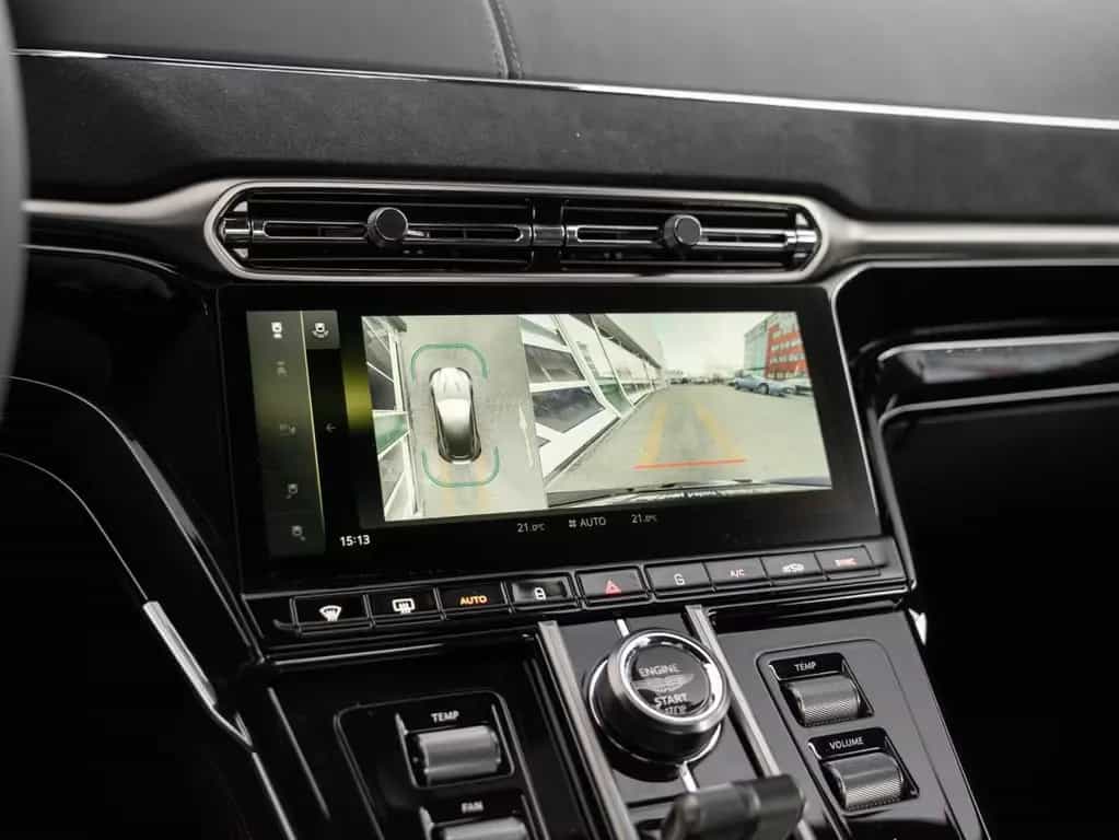 Aston Martin V8 Vantage null-photo-35