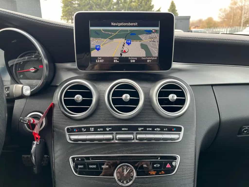 Mercedes-Benz Coupe C 200 AMG-Line 7G-tronic LED*NAV*SHZ 12/2015-photo-17