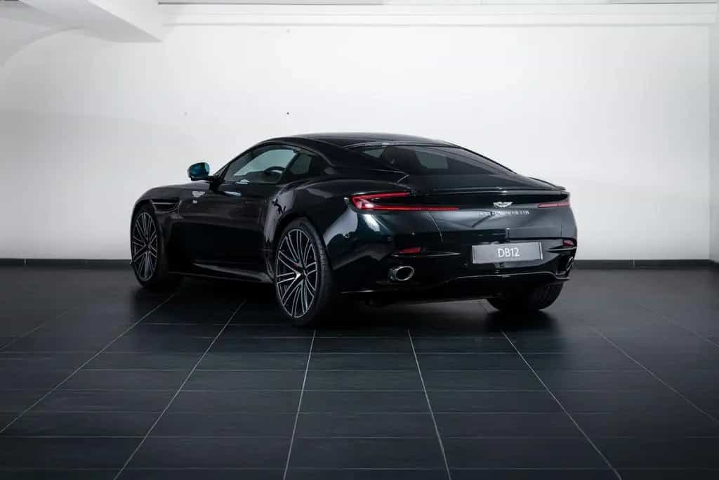 Aston Martin DB12 4.0 V8 08/2025-photo-2