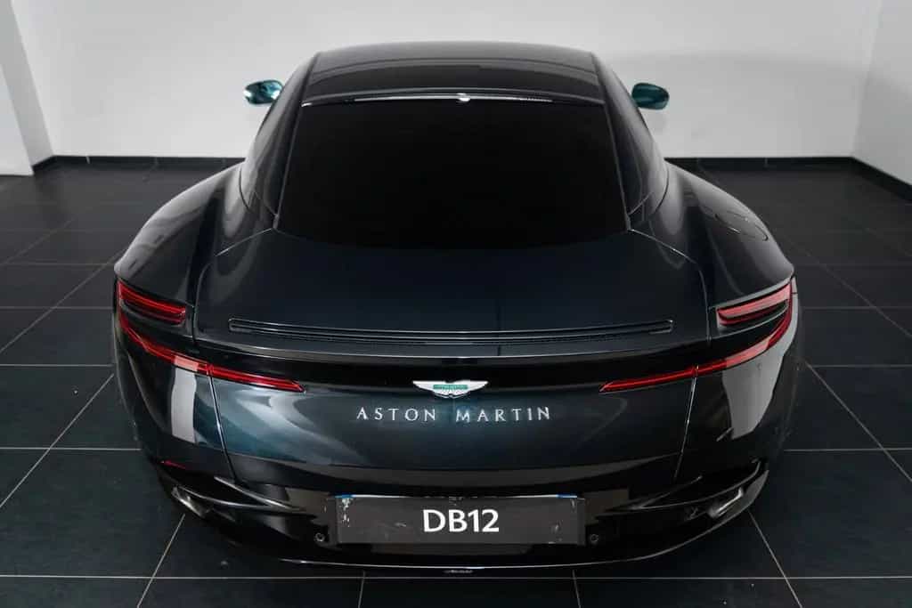Aston Martin DB12 4.0 V8 08/2025-photo-23