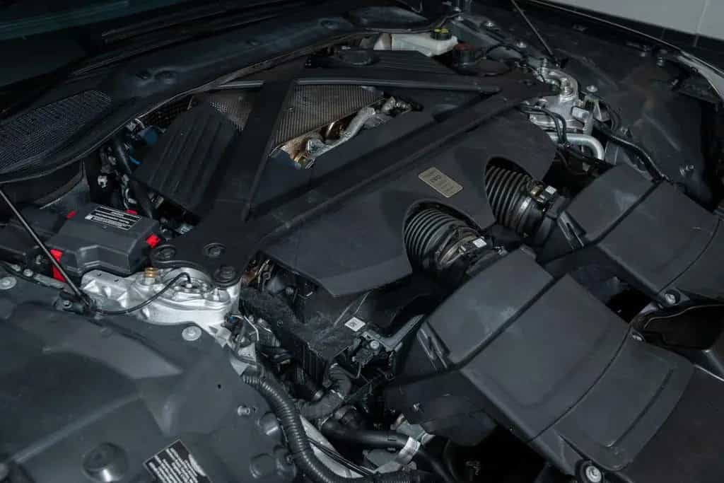 Aston Martin DB12 4.0 V8 08/2025-photo-49