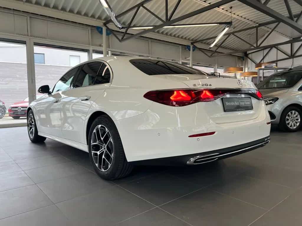 Mercedes-Benz E 220 d Avantgarde Adv.Plus Burm4d Ledernb 18z 12/2024-photo-6