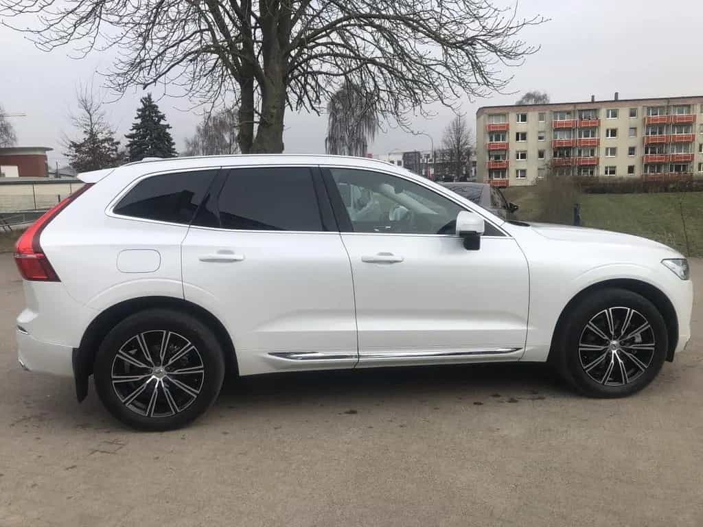 Volvo XC60 B4 Inscription Panoramdach Anhängerzug 11/2020-photo-5