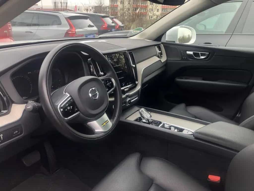 Volvo XC60 B4 Inscription Panoramdach Anhängerzug 11/2020-photo-6