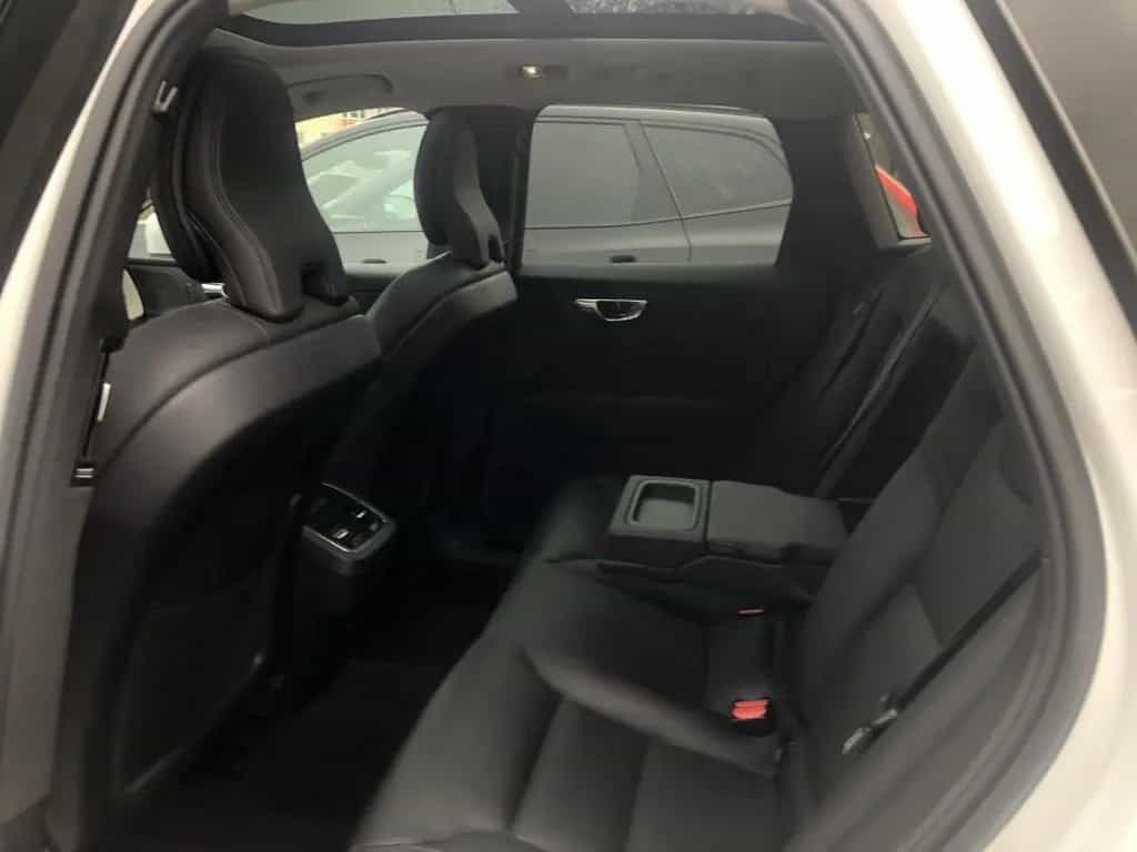 Volvo XC60 B4 Inscription Panoramdach Anhängerzug 11/2020-photo-7