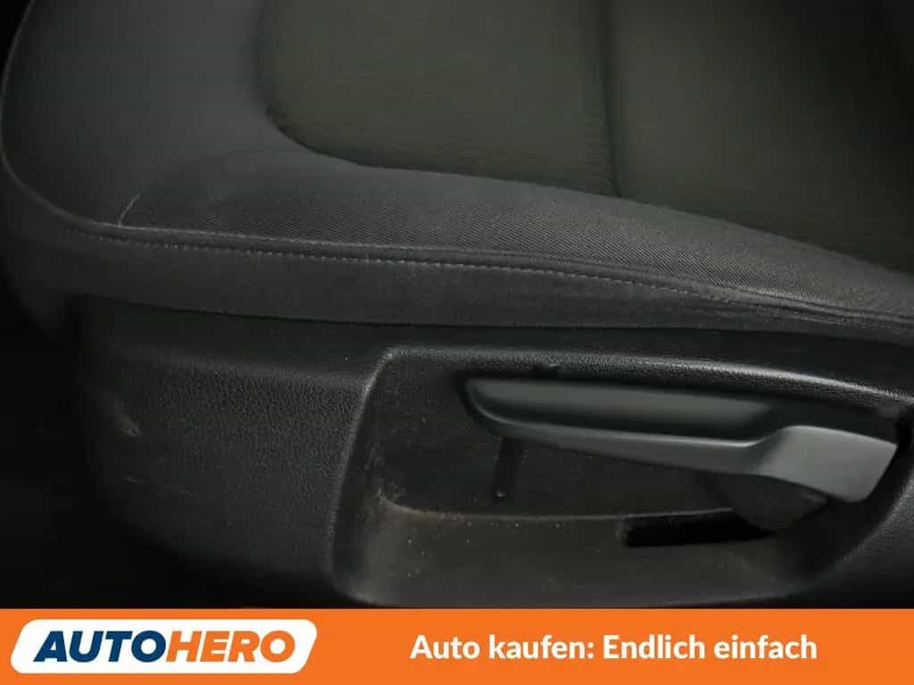 Audi A5 Sportback 1.8 TFSI*NAVI*TEMPO*PDC*SHZ*KLIMA* 12/2016-photo-36