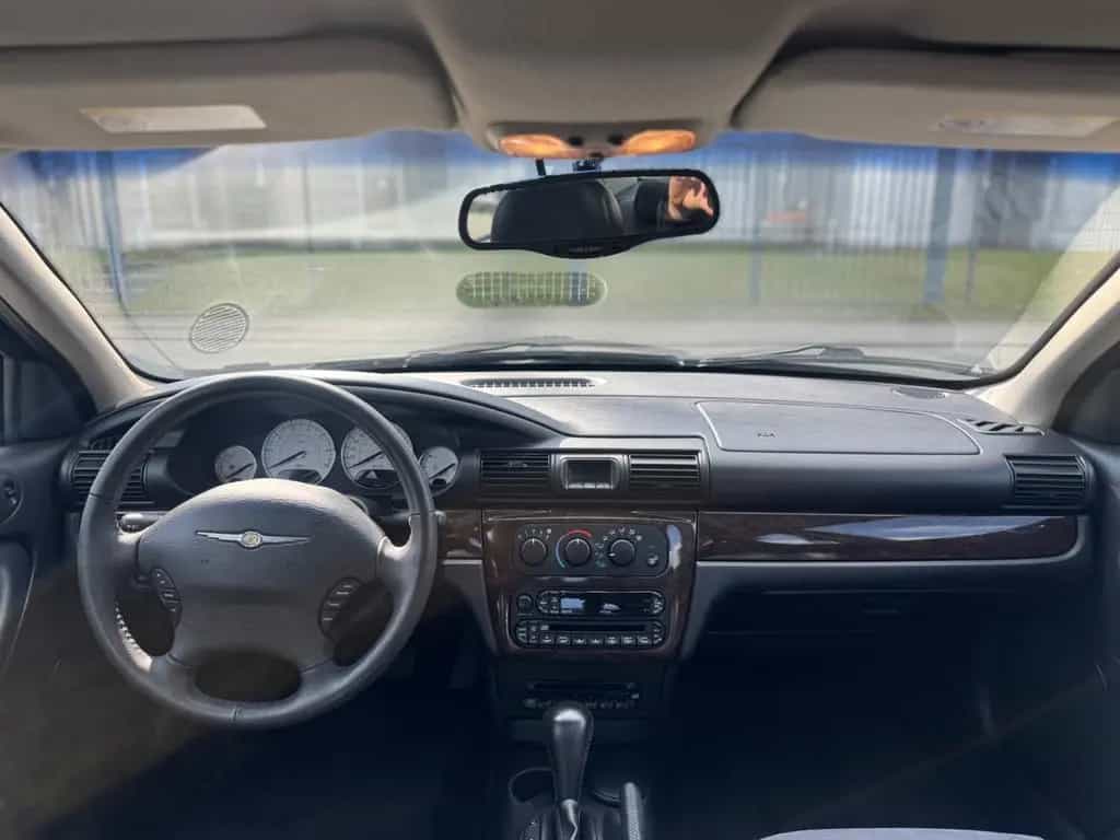 Chrysler Sebring 2.7 Limited Automatik 64Tkm Tüv&Service 10/2006-photo-11