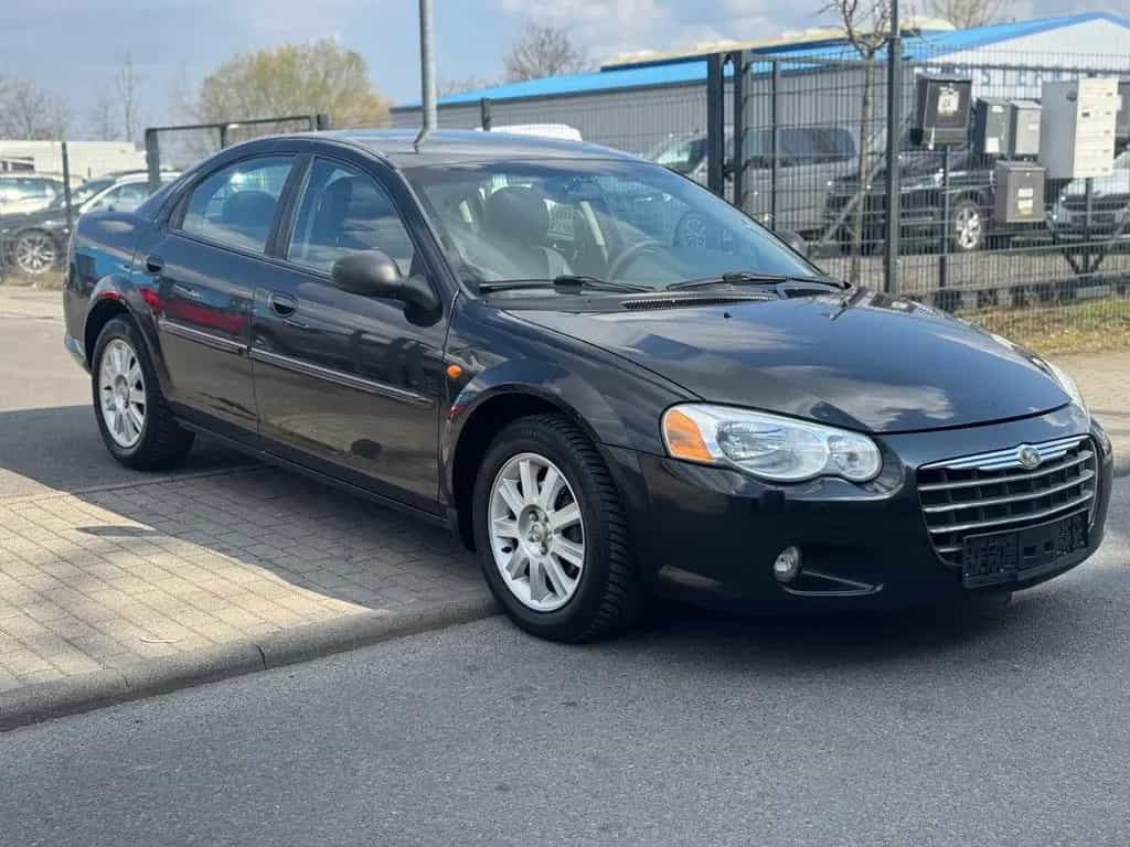 Chrysler Sebring 2.7 Limited Automatik 64Tkm Tüv&Service 10/2006-photo-2