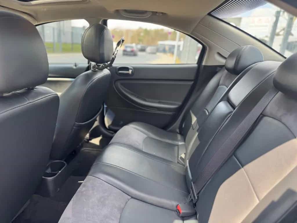 Chrysler Sebring 2.7 Limited Automatik 64Tkm Tüv&Service 10/2006-photo-9