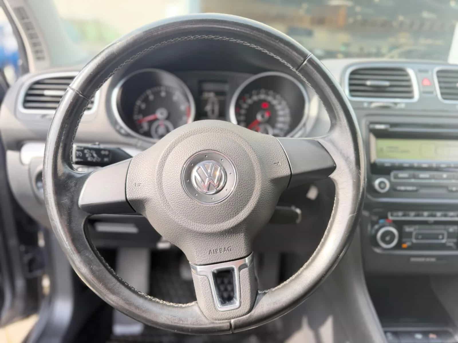 Volkswagen Golf 12/2010-photo-15