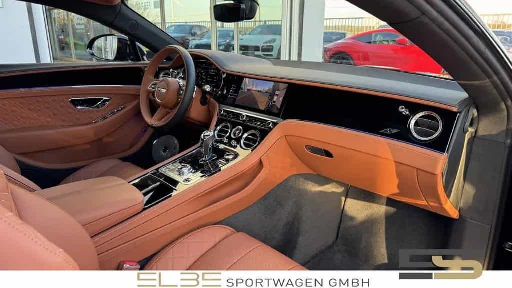 Bentley Continental GT S V8 NAIM 22" PANO CARBON STYLING 05/2024-photo-10