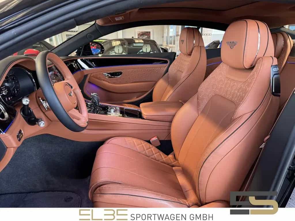 Bentley Continental GT S V8 NAIM 22" PANO CARBON STYLING 05/2024-photo-11