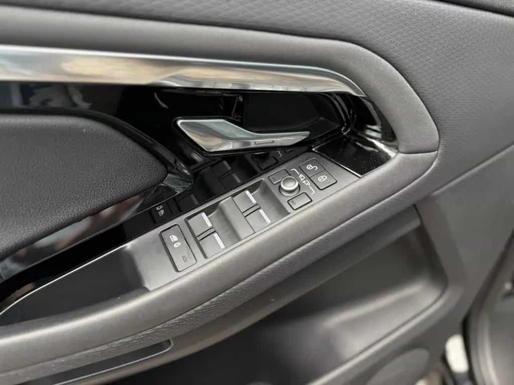 Land Rover Range Rover Rover Evoque D180 SE AWD Automatik 08/2019-photo-21