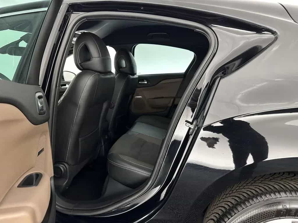 DS Automobiles DS4 1.6 BlueHDi Chic *PANO-WINDOW | FULL-LED | L 05/2017-photo-8