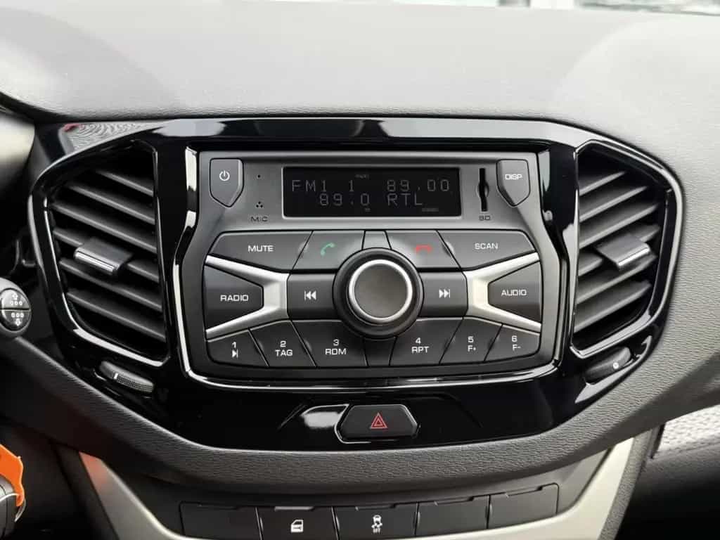 Lada Vesta SW Cross 1.6 5-Gang GRA, SHZ, EPH, KL-AUT. 06/2020-photo-16