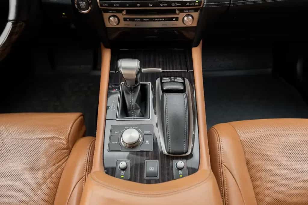Lexus LS 460 06/2013-photo-11