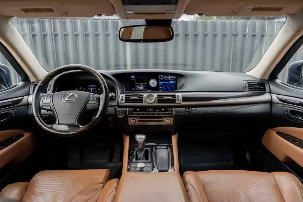 Lexus LS 460 06/2013-photo-9