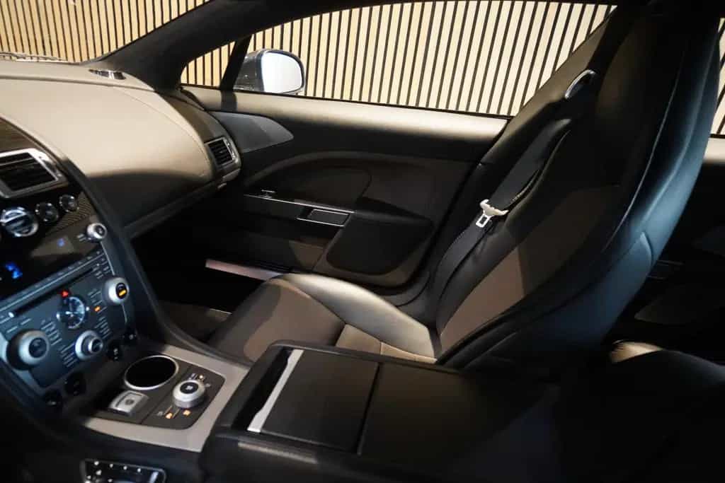 Aston Martin Rapide 6.0 V12 *BRD Fzg*U-frei*RearSeat Entert.* 09/2010-photo-9